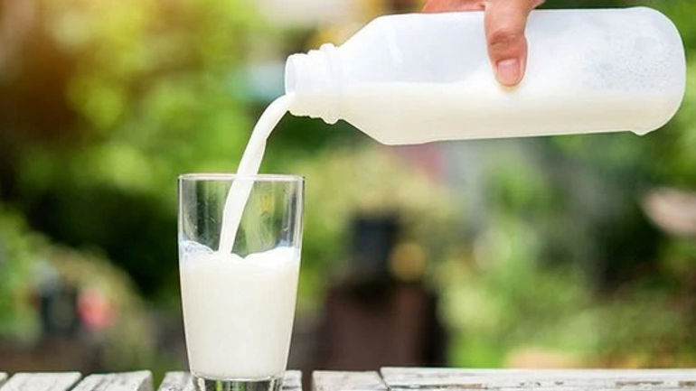Những dấu hiệu cảnh báo khi uống sữa: Đừng bỏ qua!