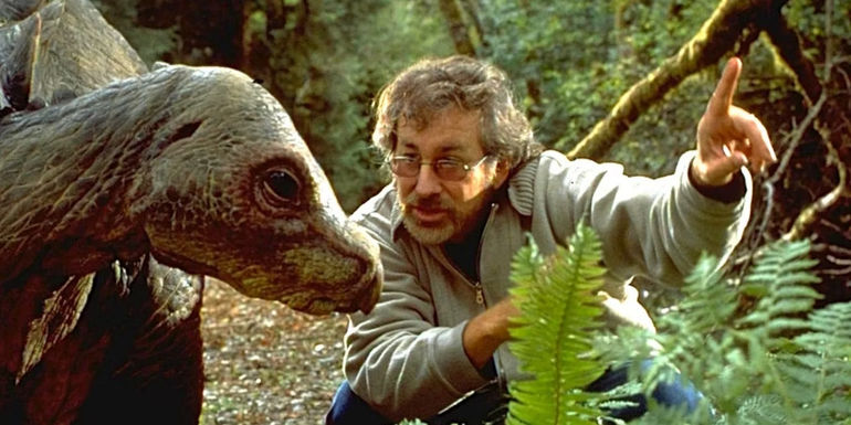steven-spielberg-directing-jurassic-park
