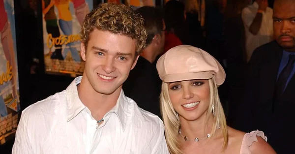 Britney Spears: Hành Động Bất Ngờ Đằng Sau Cuộc Chiến Fan