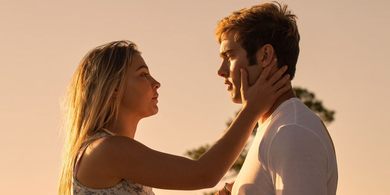 Outer Banks Season 3 Sarah and Topper