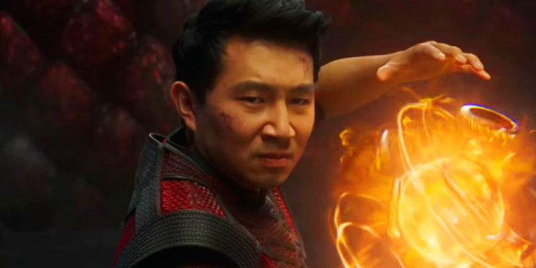 Shang-Chi fighting his father in Shang-Chi and the Legend of the Ten Rings