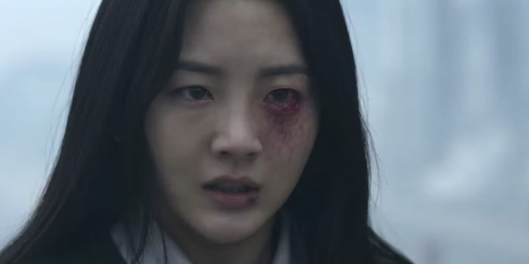 A closeup of Nam-ra in All of Us Are Dead season 1, episode 12