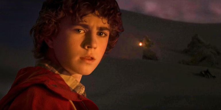 A split image of Walker Scobell as Percy Jackson and Percy Jackson's dream of Kronos in episode 2