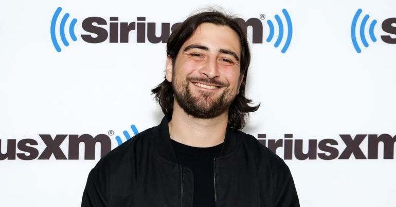 Noah Kahan's Journey to the Grammy Awards