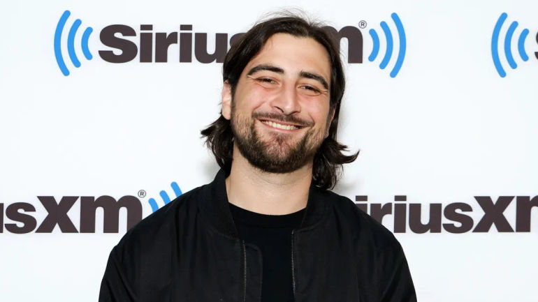 Noah Kahan's Journey to the Grammy Awards