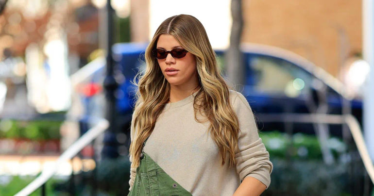 Sofia Richie's Pregnancy Style: A Fashionable Journey to Motherhood