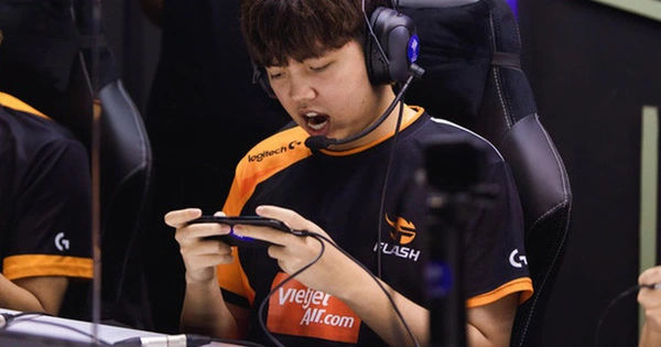 Cuộc hành trình 'sủi stream' của tuyển thủ Liên Quân