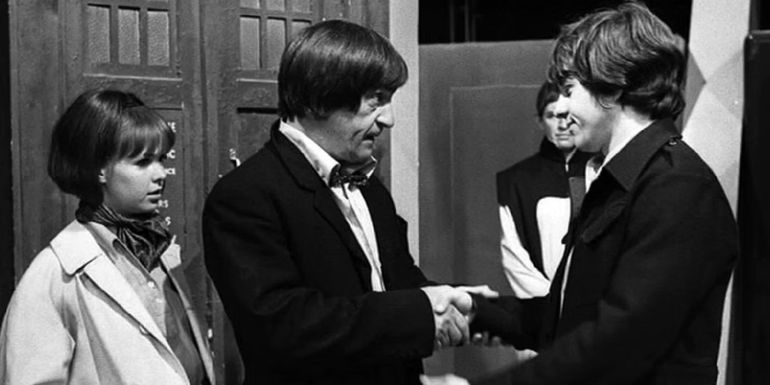 Zoe and the Doctor Say Goodbye to Jamie in Doctor Who 