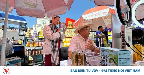 Bán Hàng Live Stream: Chiến Lược Hiệu Quả Cho Doanh Nghiệp