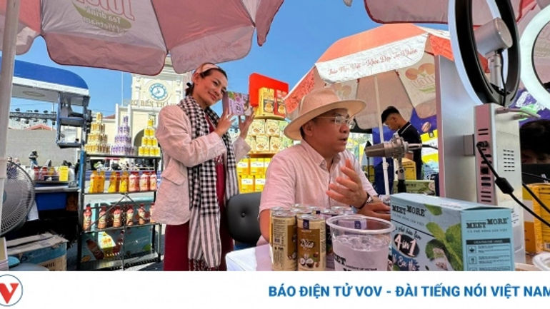 Bán Hàng Live Stream: Chiến Lược Hiệu Quả Cho Doanh Nghiệp