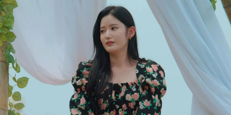 Seong Min-Ji looks pensive on Single's Inferno