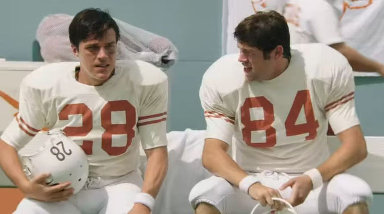 freddie steinmark sits the bench for ut longhorns