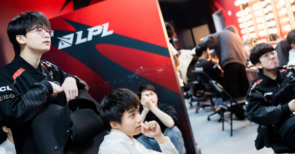 Sự Thất Vọng của Edward Gaming tại LPL Mùa Xuân 2024