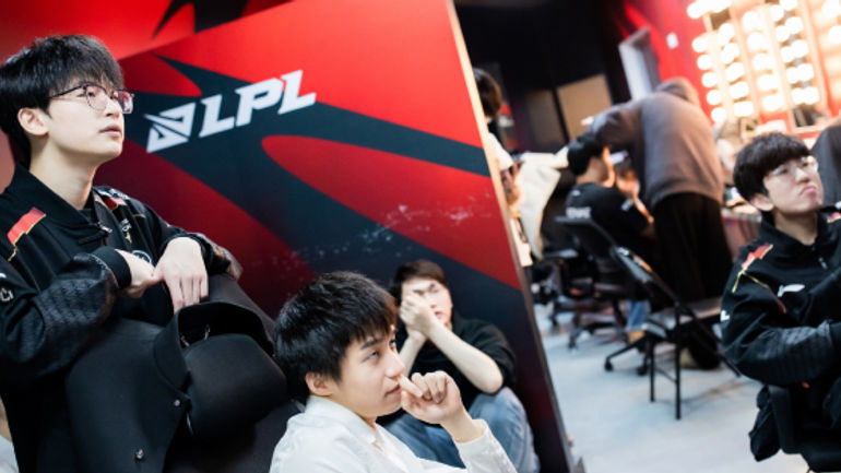 Sự Thất Vọng của Edward Gaming tại LPL Mùa Xuân 2024