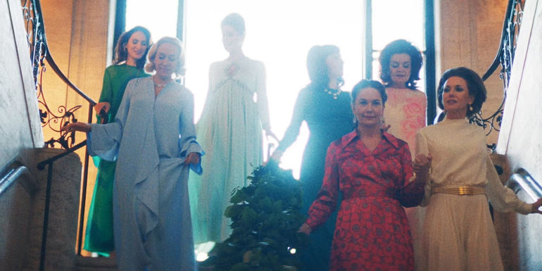 the-swans-walk-down-the-stairs-in-feud-season-2