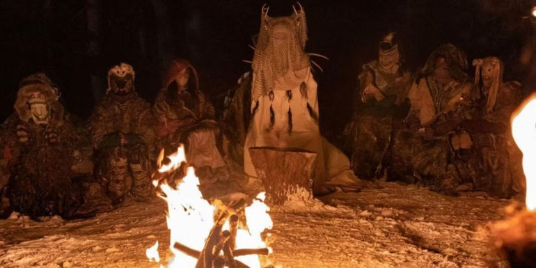 Yellowjackets episode 1 opening cannibalism scene