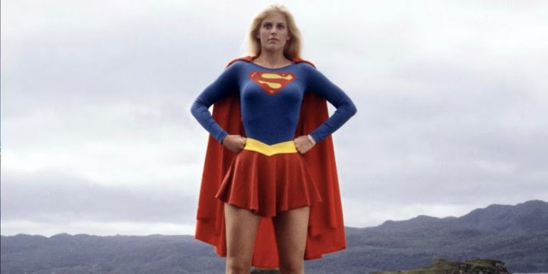 Helen Slater stood with her fists on her hips in Supergirl