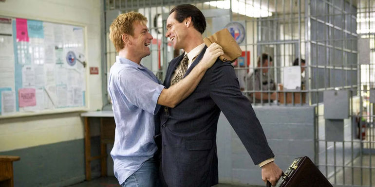 Stepehn and Phillip hugging in I love You Phillip Morris