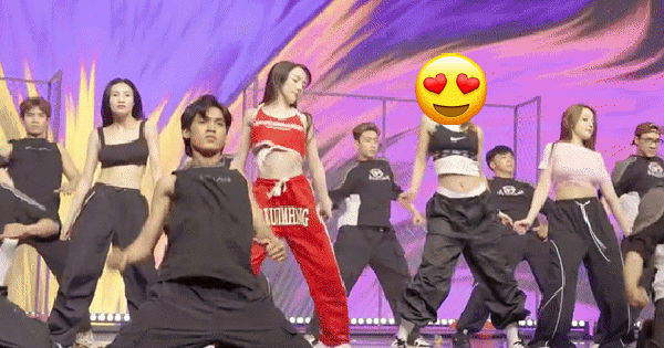 Tỏa sáng trên sân khấu: Tứ quý đẹp và màn biểu diễn nóng bỏng