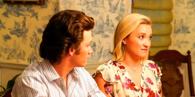 Georgie and Mandy at family dinner Young Sheldon