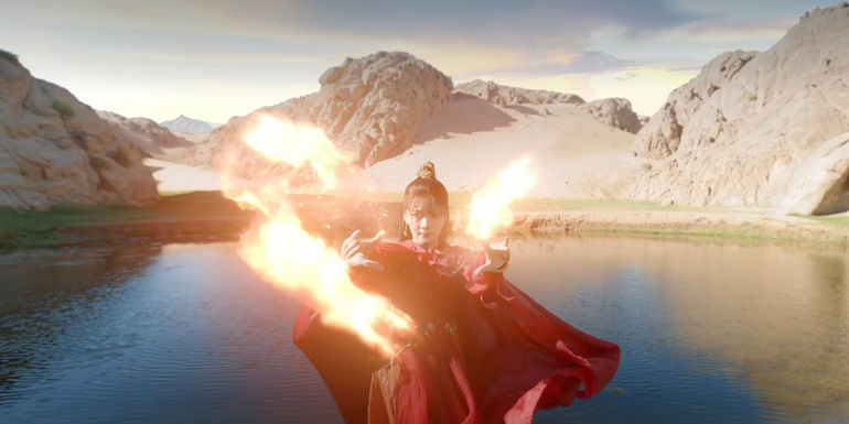 Ren Min protecting herself with magic in The Longest Promise.