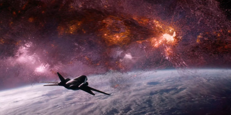 X-Men Plane Flies Toward The Phoenix Force In Dark Phoenix