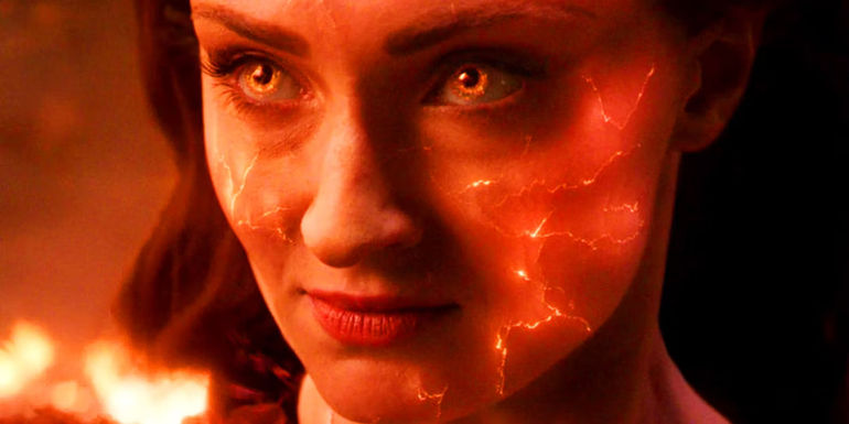 Sophie Turner's Jean Grey using power in X-Men Dark Phoenix