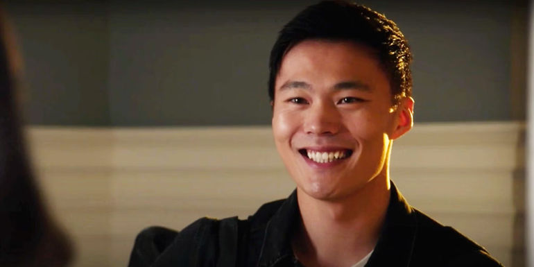 Albert Han (John Harlan Kim) smiling in 9-1-1.