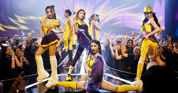 Bốn Nàng Thơ Đẹp: Yến Trang - Quỳnh Nga - Huyền Baby - Lan Ngọc Đốt Lửa Sân Khấu