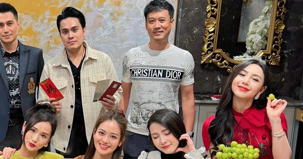 Hội Ngộ Dàn Diễn Viên Nổi Tiếng trong Ngày Đầu Xuân