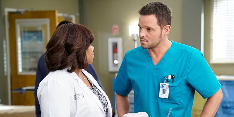 Alex Karev (Justin Chambers) arguing with another doctor on Grey's Anatomy