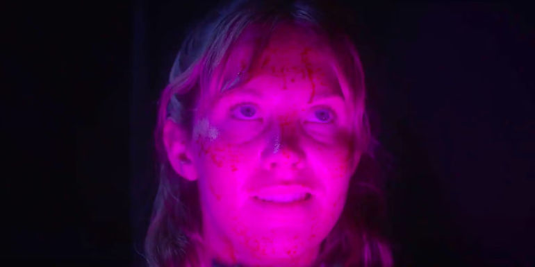 Câu chuyện kinh dị của Cinderella: Bí mật đằng sau bức màn hình