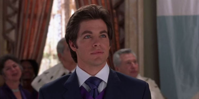 Nicholas (Chris Pine) looking up and smirking in The Princess Diaries 2