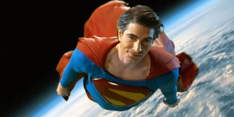 Brandon Routh as Superman flies over the Earth in Crisis On Infinite Earths
