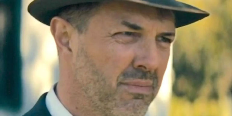 Gene Holcomb (Eric Lange) looking concerned in Perry Mason.