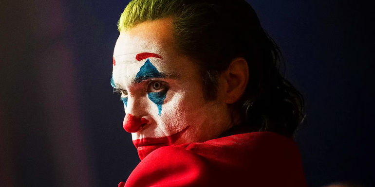 Joaquin Phoenix's Joker on TV in Joker