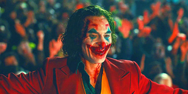 Joker leading a mob in 2019's Joker
