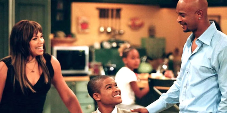 Michael talking to Kay and Junior in My Wife And Kids