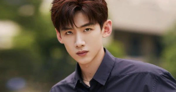 Bạch Kính Đình và Cơn Bão Tẩy Chay: Hành Trình Chống Gió Ngược