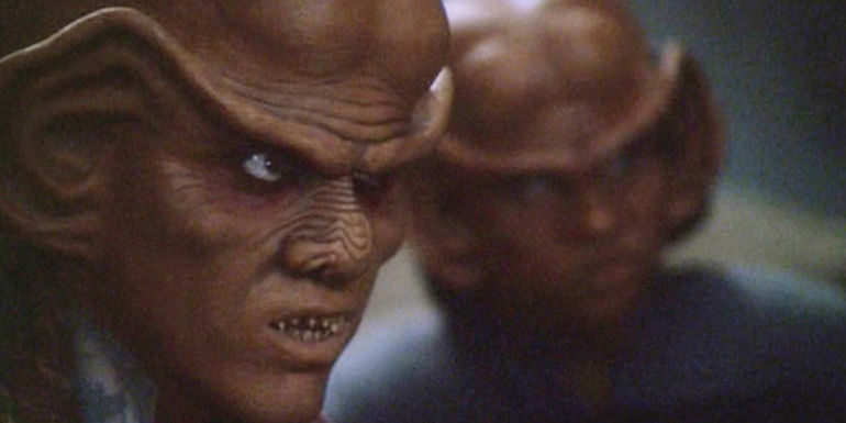 star-trek-ds9-quark-nog-siege-ar588