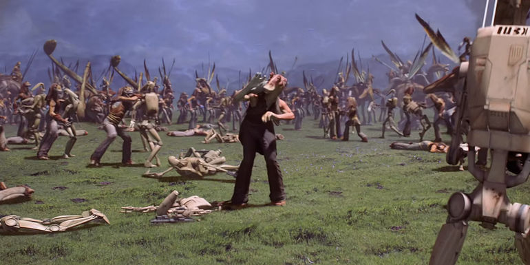 Jar Jar evades death at the Battle of Naboo in Star Wars - Jar Jar's Goofy Movements Might Be Disguised Force Skills