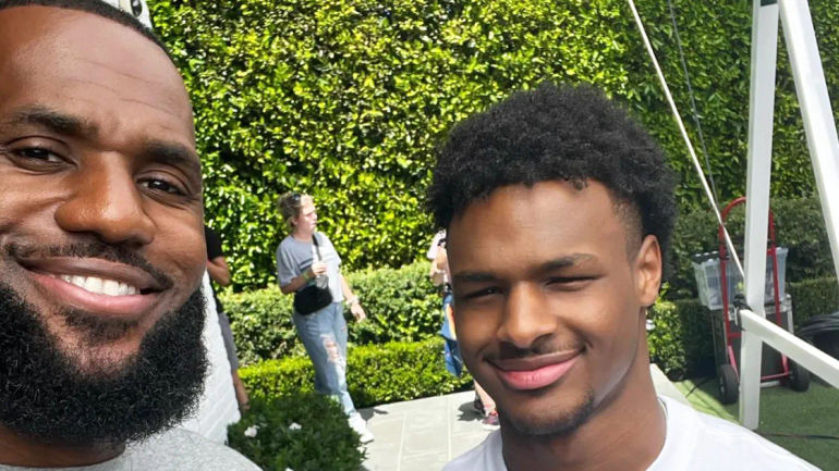 LeBron James Speaks Up for Bronny Following Omission from 2024 NBA Mock Draft