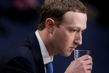 Hậu trường bí ẩn của sự cố Facebook bị sập: Sự thật đằng sau vụ việc chấn động