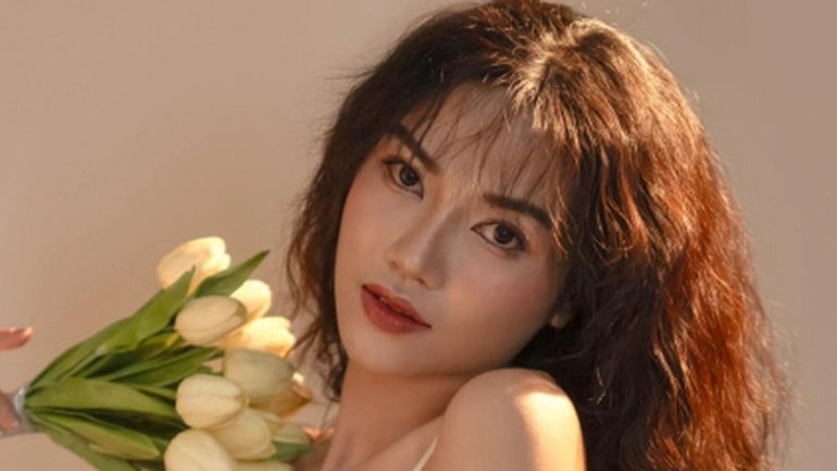 Bí ẩn về vẻ đẹp cuốn hút của nữ diễn viên Anh Đào trong Gặp em ngày nắng