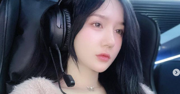Bí Mật Đằng Sau Nhan Sắc Tự Nhiên của Nữ Streamer "Thiên Thần"