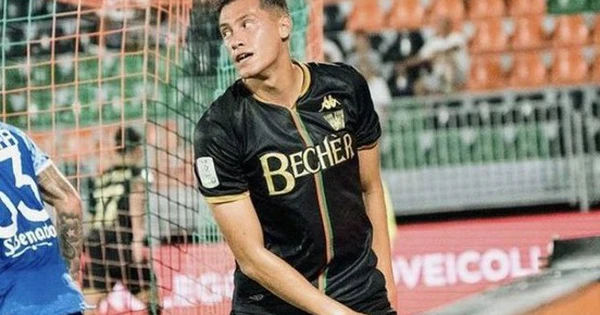 Hành trình sáng giá của Jay Idzes: Tân binh lấn sân Serie B