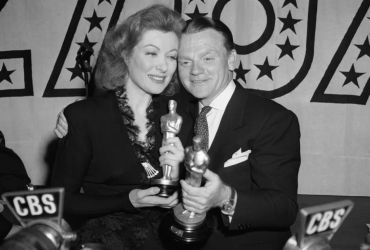 The Evolution of Oscars Speech Limits: From Long Monologues to Swift Playoffs