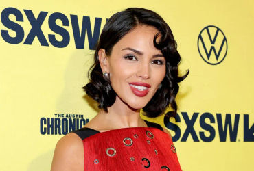 Why Eiza Gonzalez Insists on Dating Individuals Who Have Prioritized Therapy: A Reflection of Self-Care