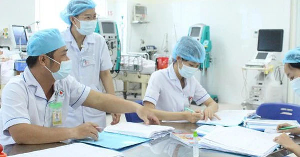 Hành trình chăm sóc sức khỏe tinh thần cho nhân viên y tế