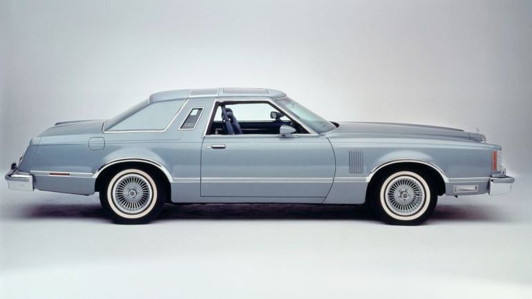 The Evolution of Two-Door Vehicles: A Modern Perspective